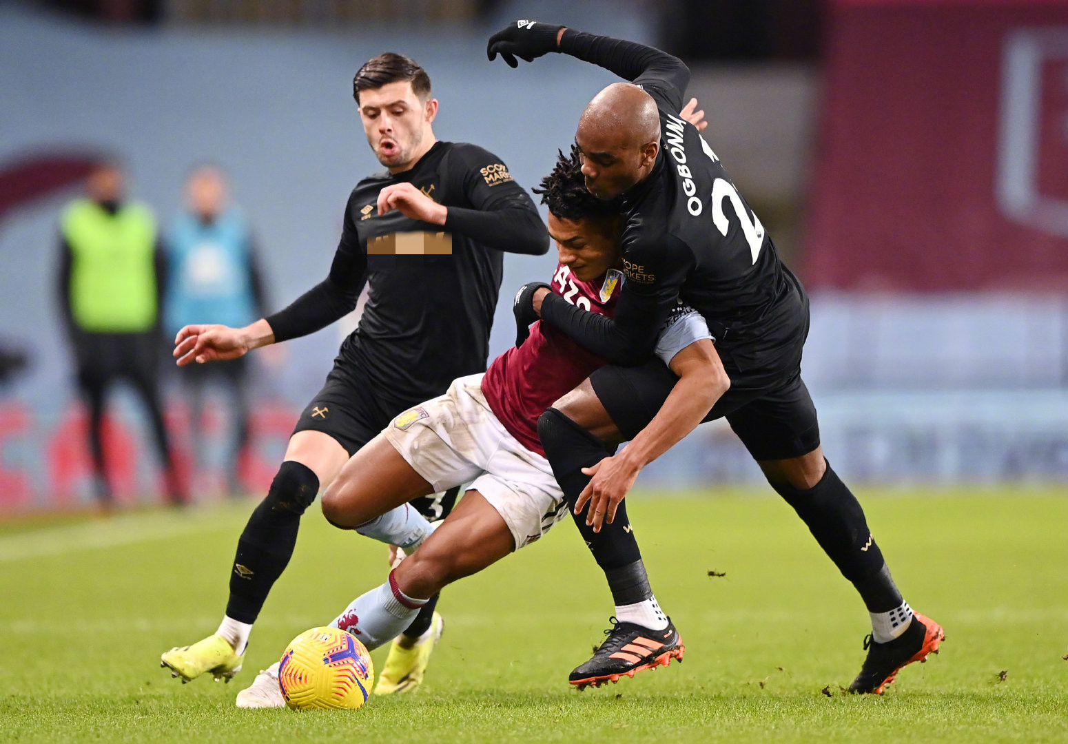 作为前锋 作为前锋